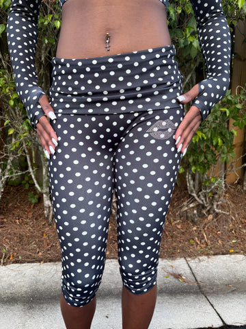 kiss polka dot flip over capris